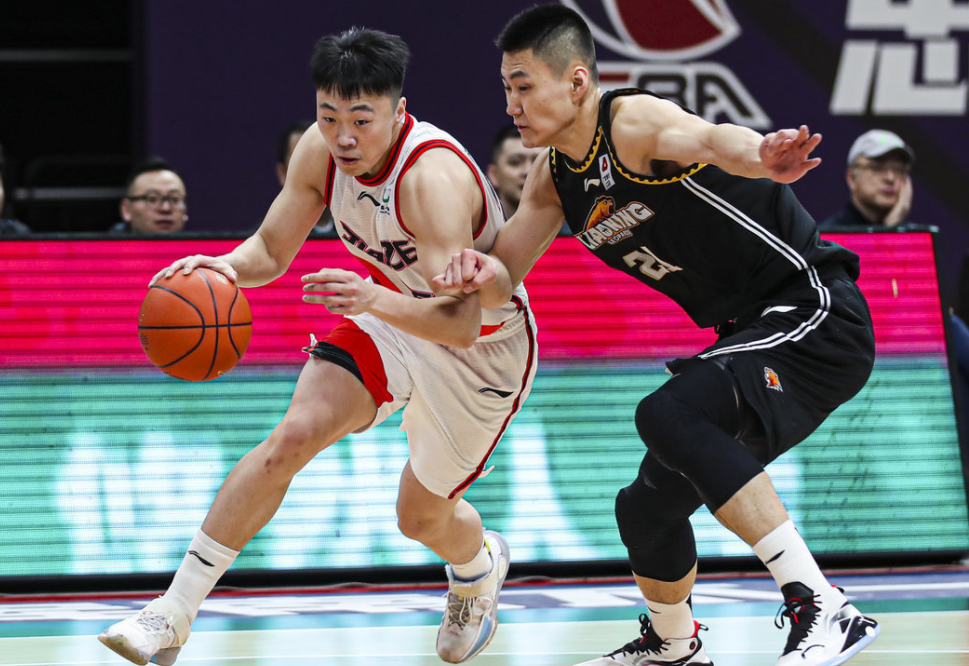 加时末段埃因霍温调整名单以备CBA季后赛，遗憾出局环节打磨，悬念犹存，训练强度明显提升 -欧博娱乐平台