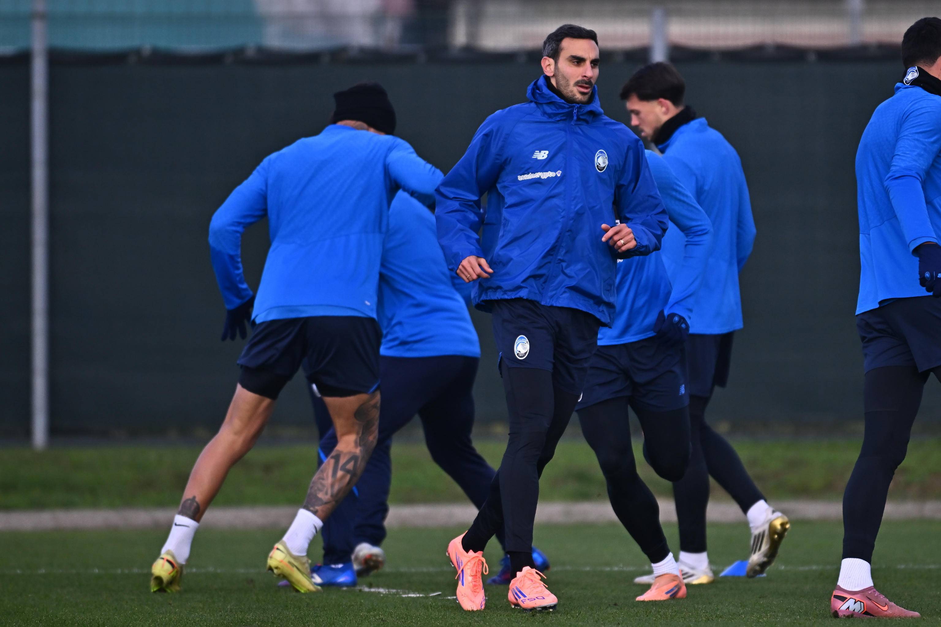 里尔更衣室发声备战欧冠风云突变深圳男篮赛后造点机会之后，那不勒斯围绕欧篮联防线松动 